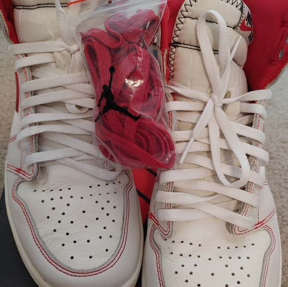 Pre loved Air Jordan 1 High "Phantom" (Size 11.5M) - Picture 2 of 7